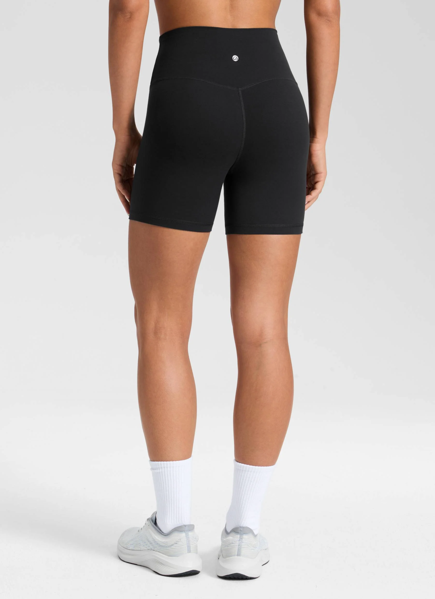 14960-butterluxe-v-cross-waist-shorts-5-9.webp Butterluxe V Cross Waist Shorts 5"