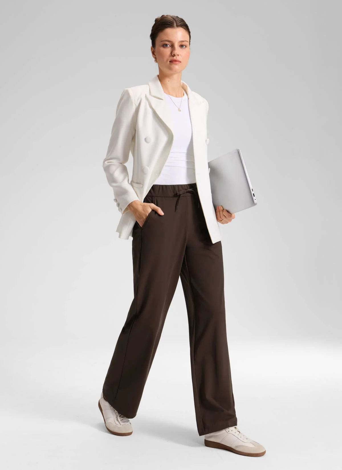 1746-walk-the-city-pocket-straight-leg-pant-30-3.webp Walk the City Pocket Straight Leg Pant 30"